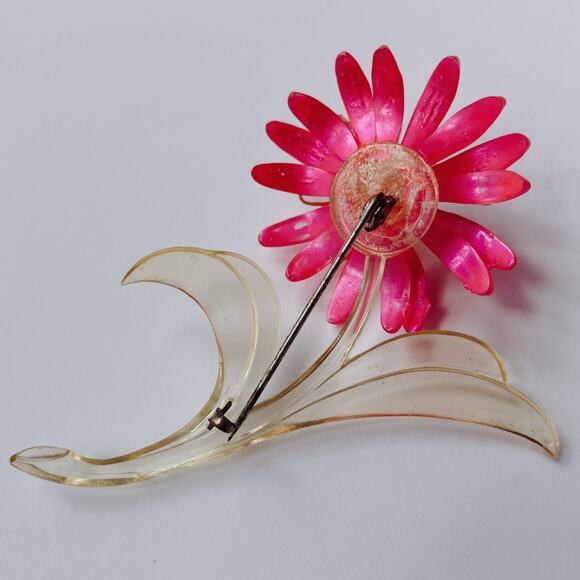VTG 40s Brooch Pink Lucite Flower C Clasp Molded Retro Mid Century Pin - Picture 8 of 9